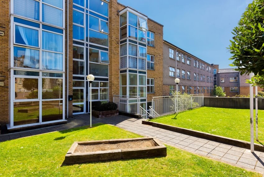 193TheNewHardwicke_6__b3a0402-edit (Large)